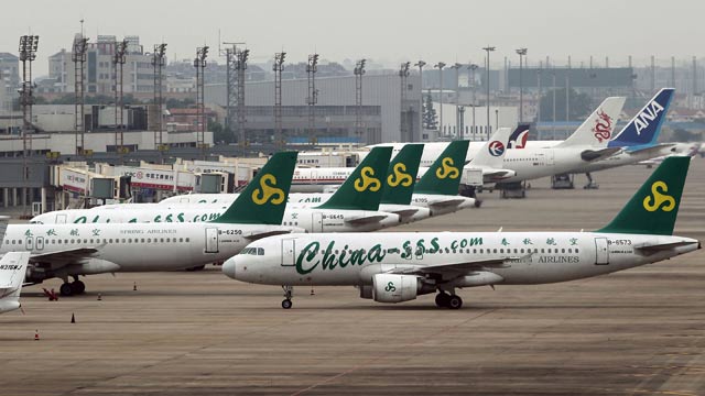春秋航空上市暂停 前骨干员工举报关联交易
